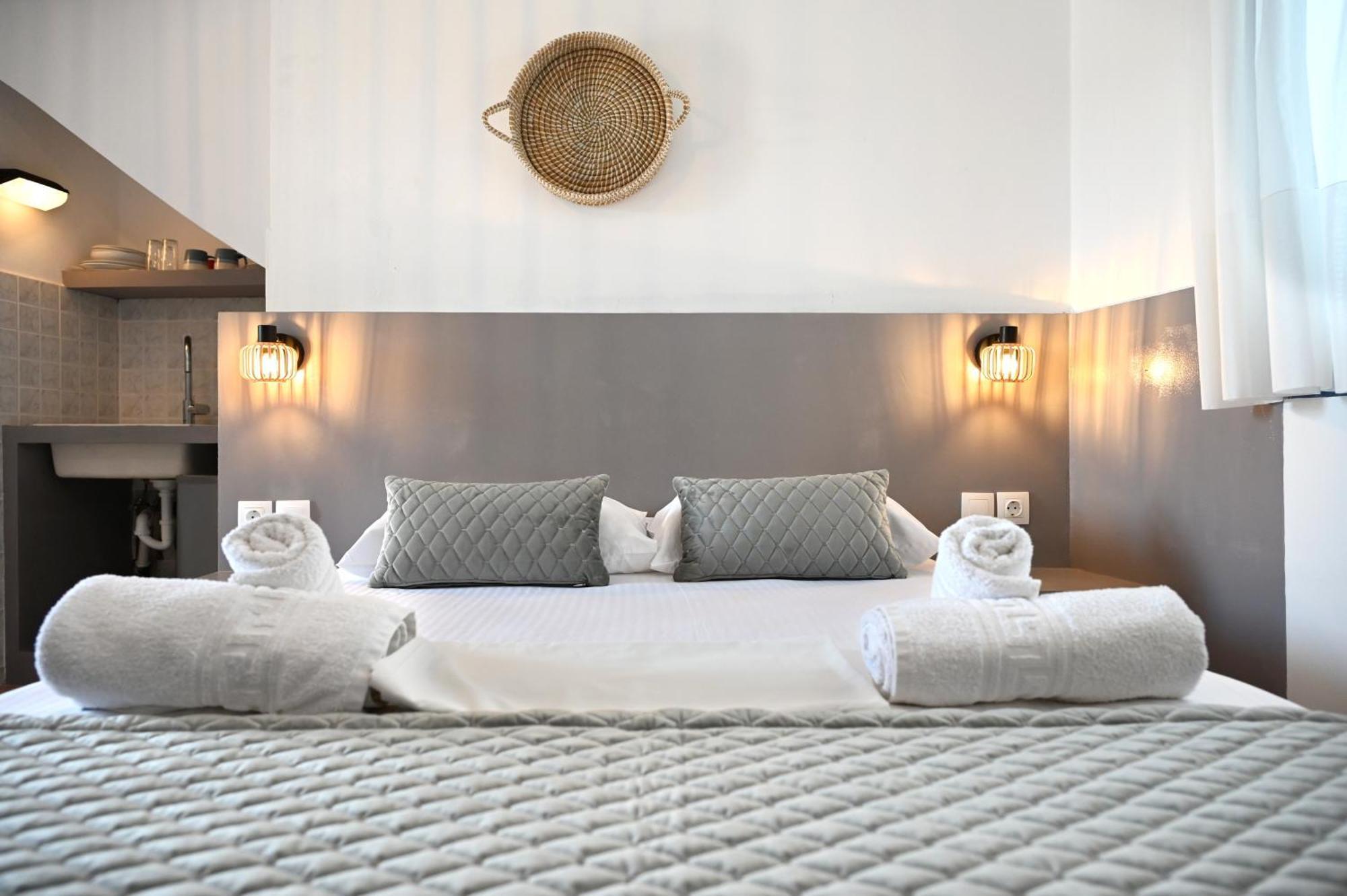 Oneiro Rooms Kythnos Kanala Ngoại thất bức ảnh